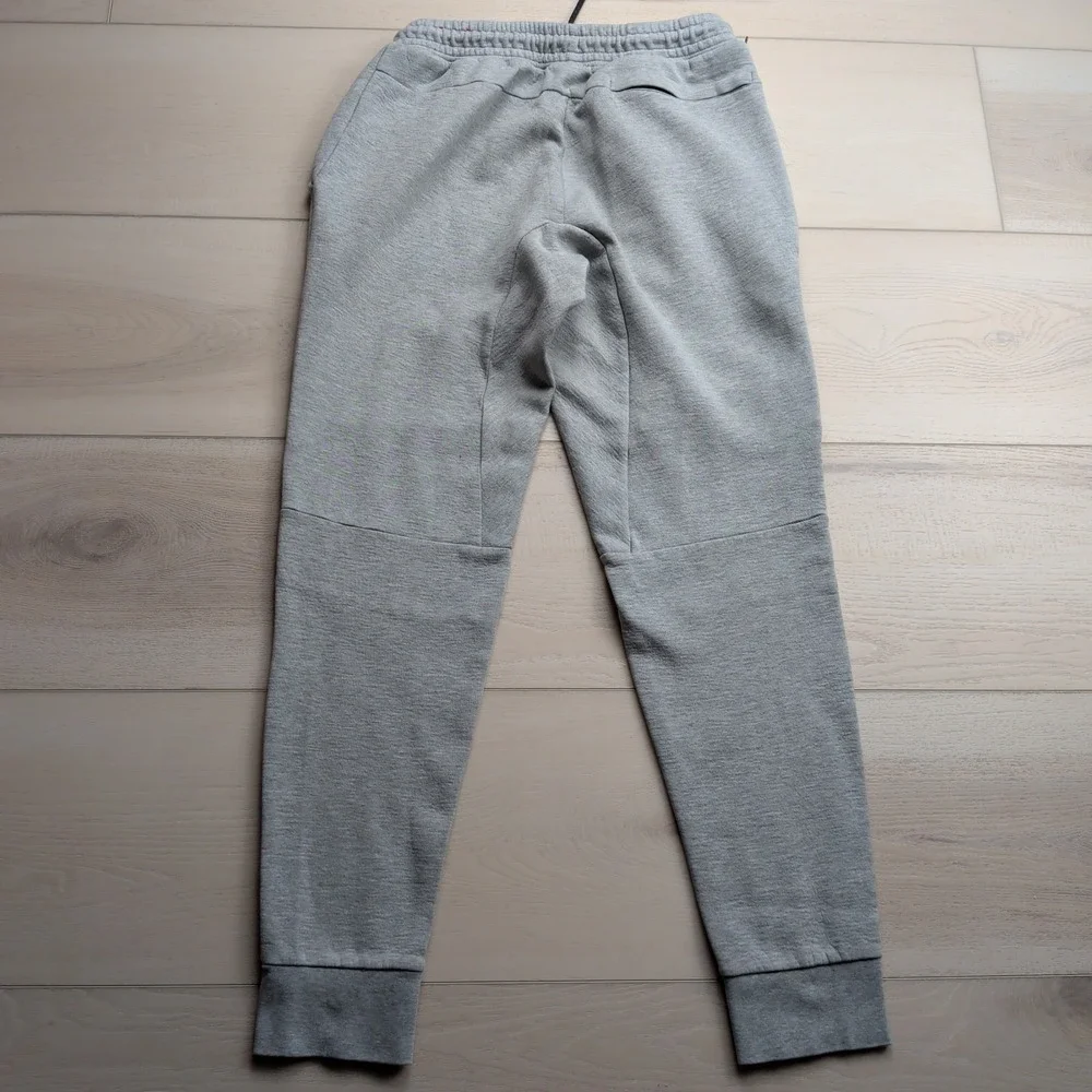 Nike Tech Fleece Joggers Mens Medium Gray Sportswear Athleisure‎ Sweatpants Gym